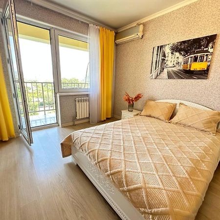 Medinahotelkz, # 63, Вид На Горы, 15 Мин Пешком До Арбата, Halal Almaty Esterno foto
