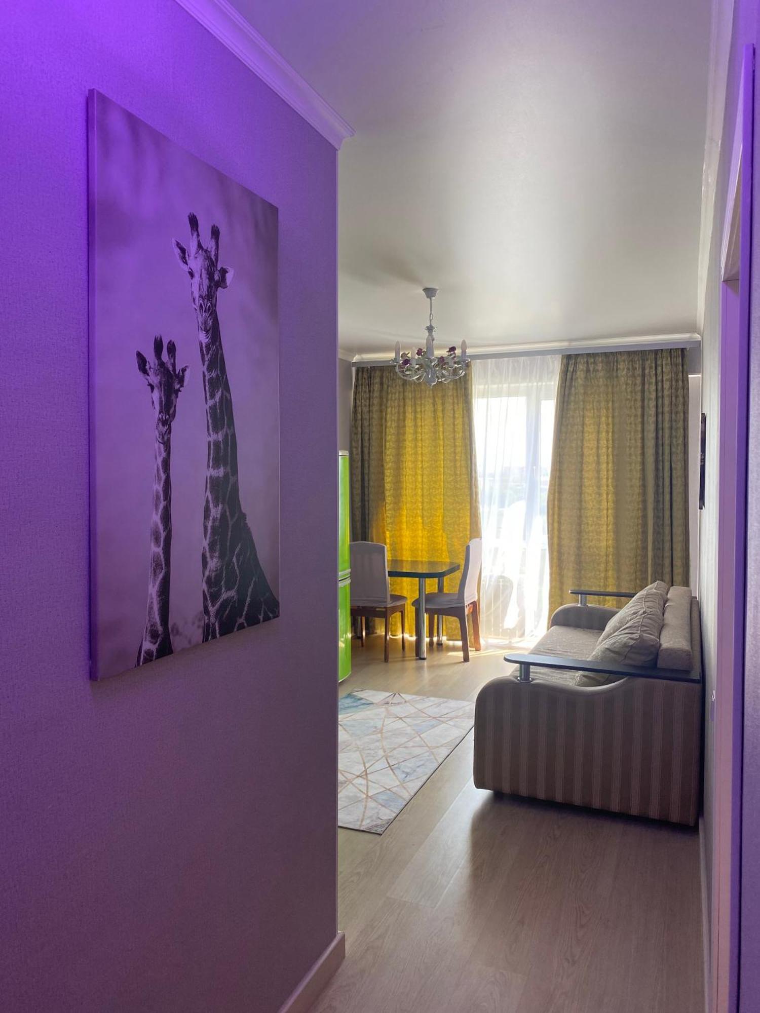 Medinahotelkz, # 63, Вид На Горы, 15 Мин Пешком До Арбата, Halal Almaty Esterno foto